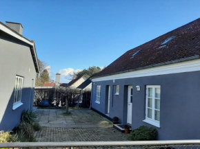 Stor villa i Lendemarke, Stege